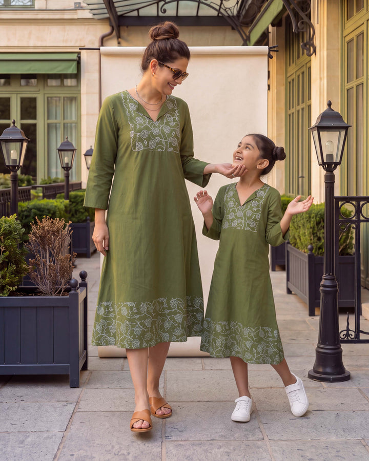 Olive Vine Mom and Daughter Cotton Dresses