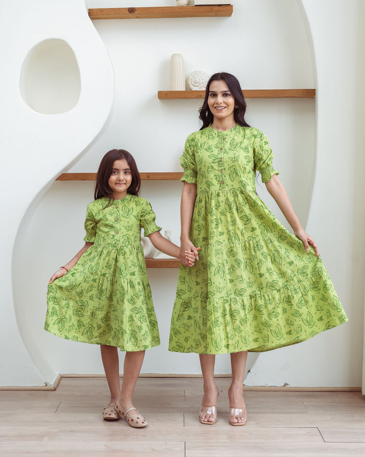 Green Butterflies Mom and Daughter Cotton Dresses