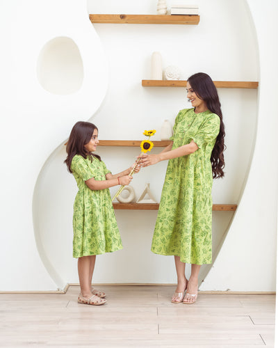 Green Butterflies Mom and Daughter Cotton Dresses