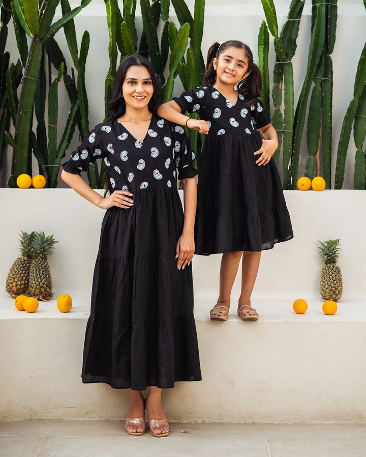 Dusk Paisley Mom and Daughter Cotton Dresses