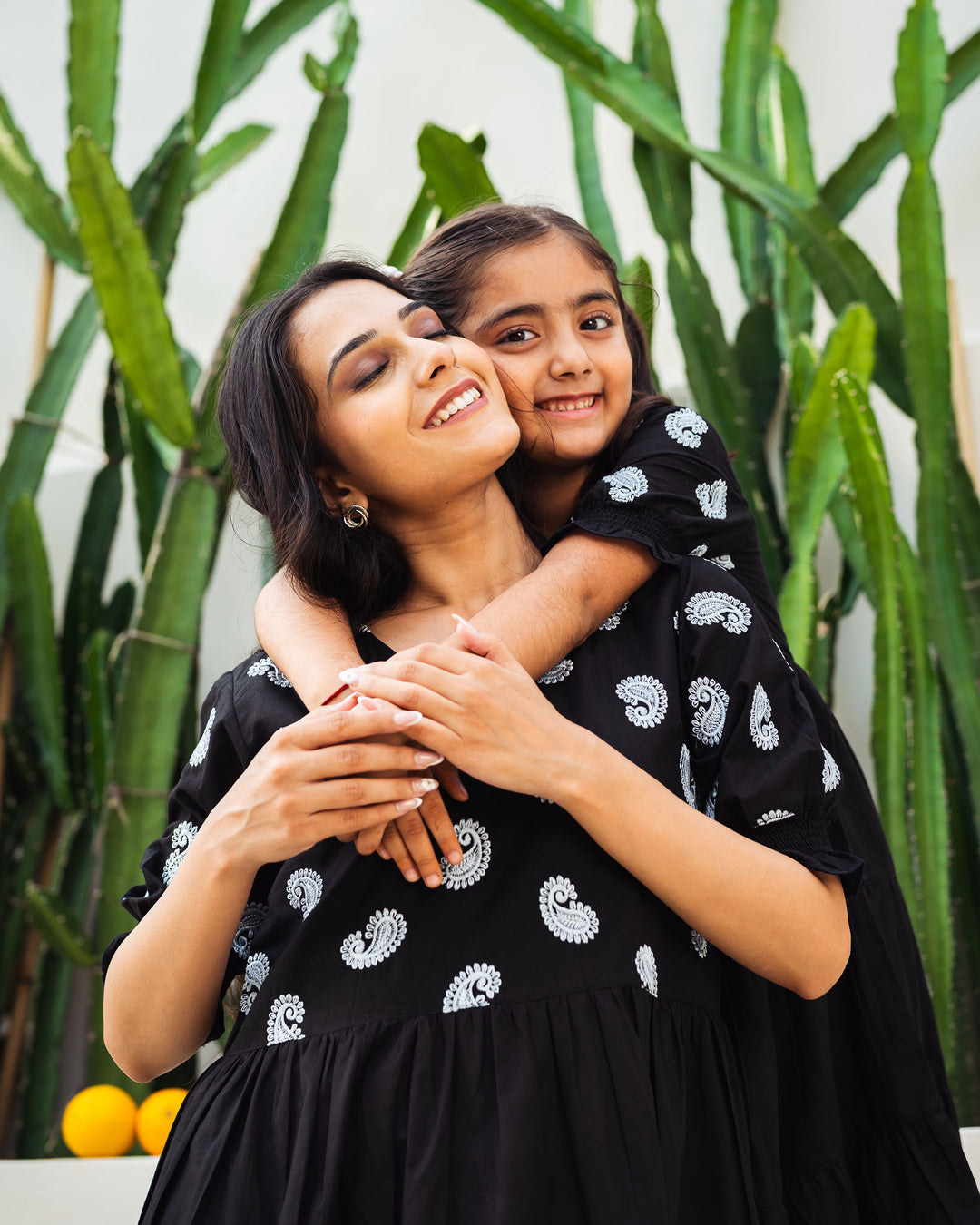 Dusk Paisley Mom and Daughter Cotton Dresses