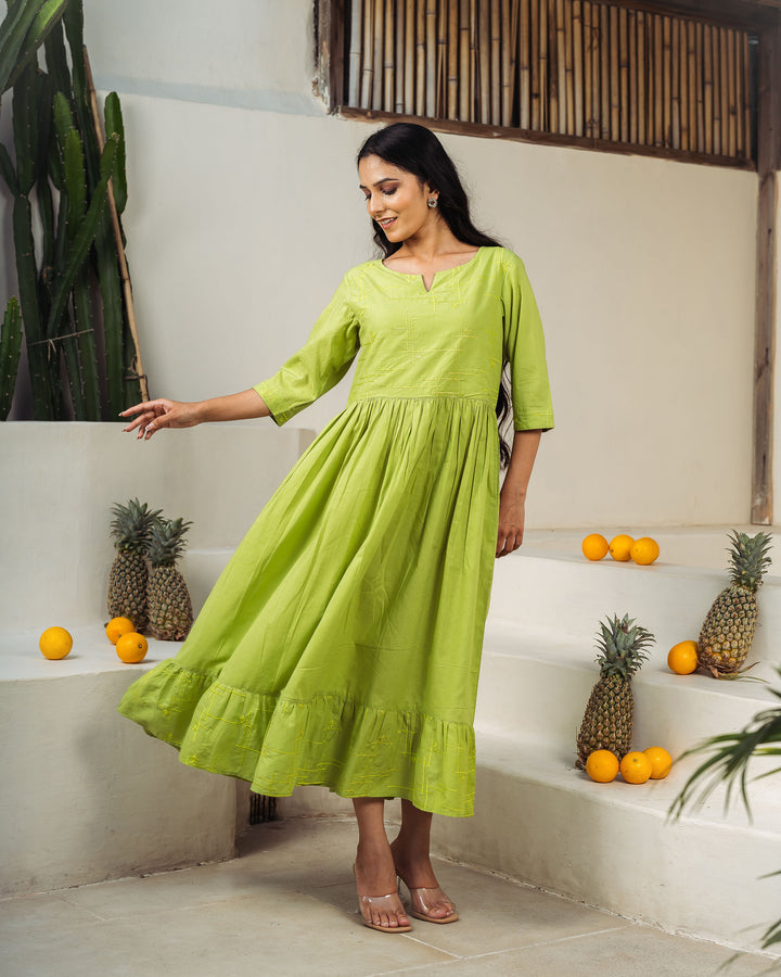 Willow Drift Tiered Cotton Midi Dress with Pockets