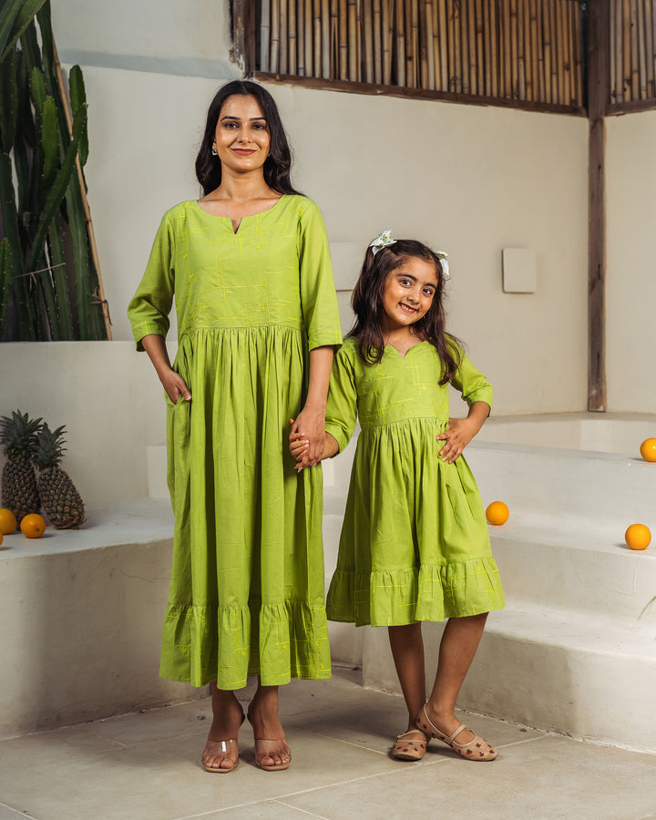 Willow Drift Mom and Daughter Cotton Dresses