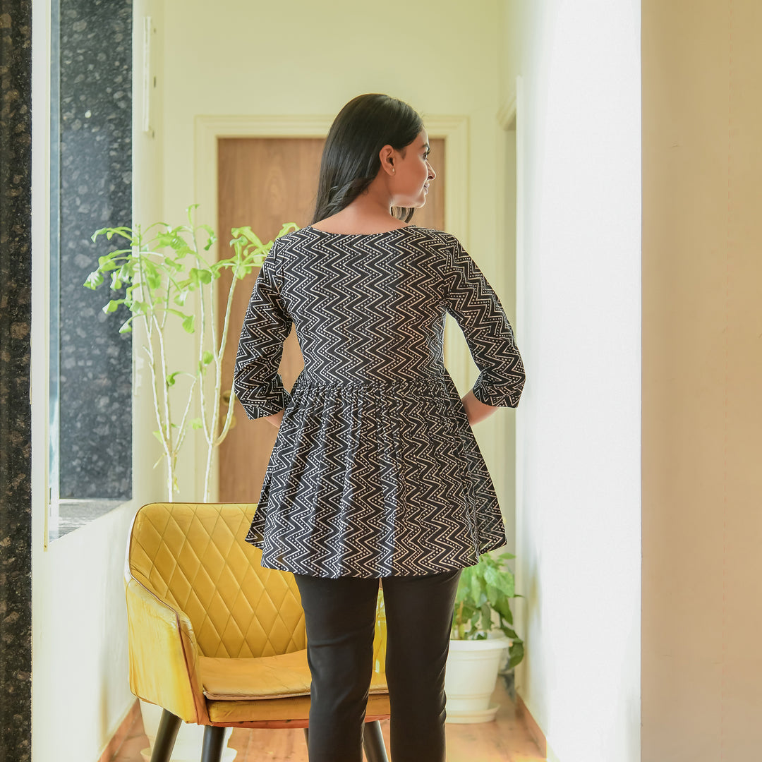 Black Zigzag Printed Cotton Top
