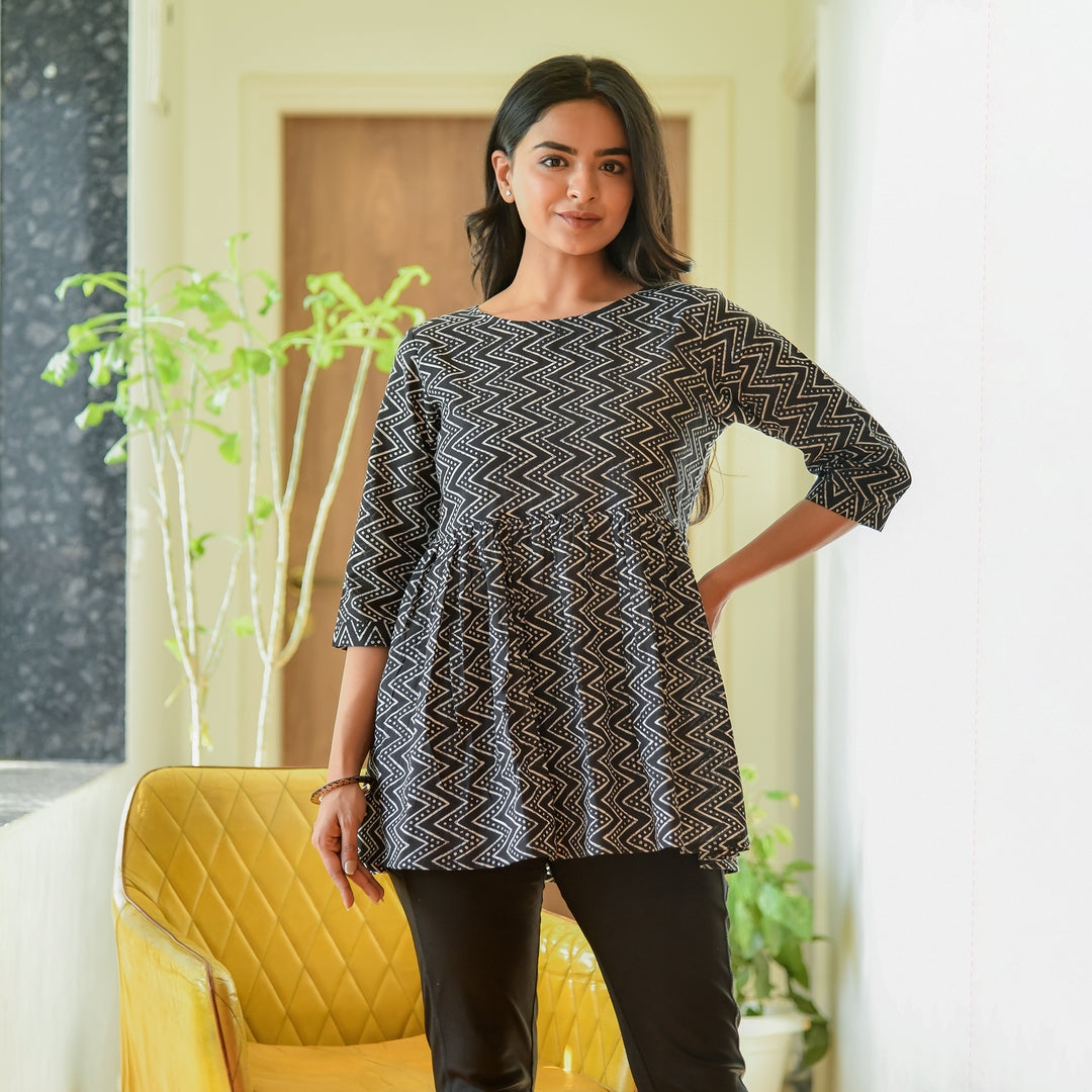 Black Zigzag Printed Cotton Top