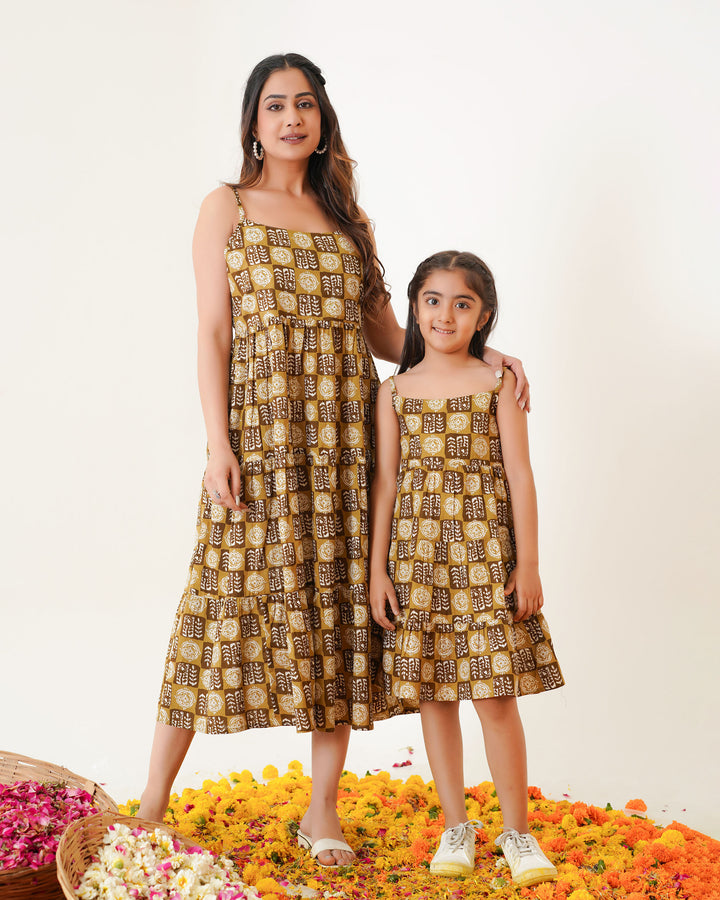 'Desert Haze' Mom and Daughter Tiered Cotton Dresses