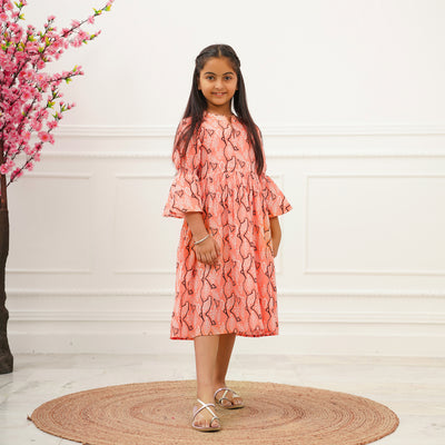 'Peach Oasis' Mom and Daughter Cotton Dresses