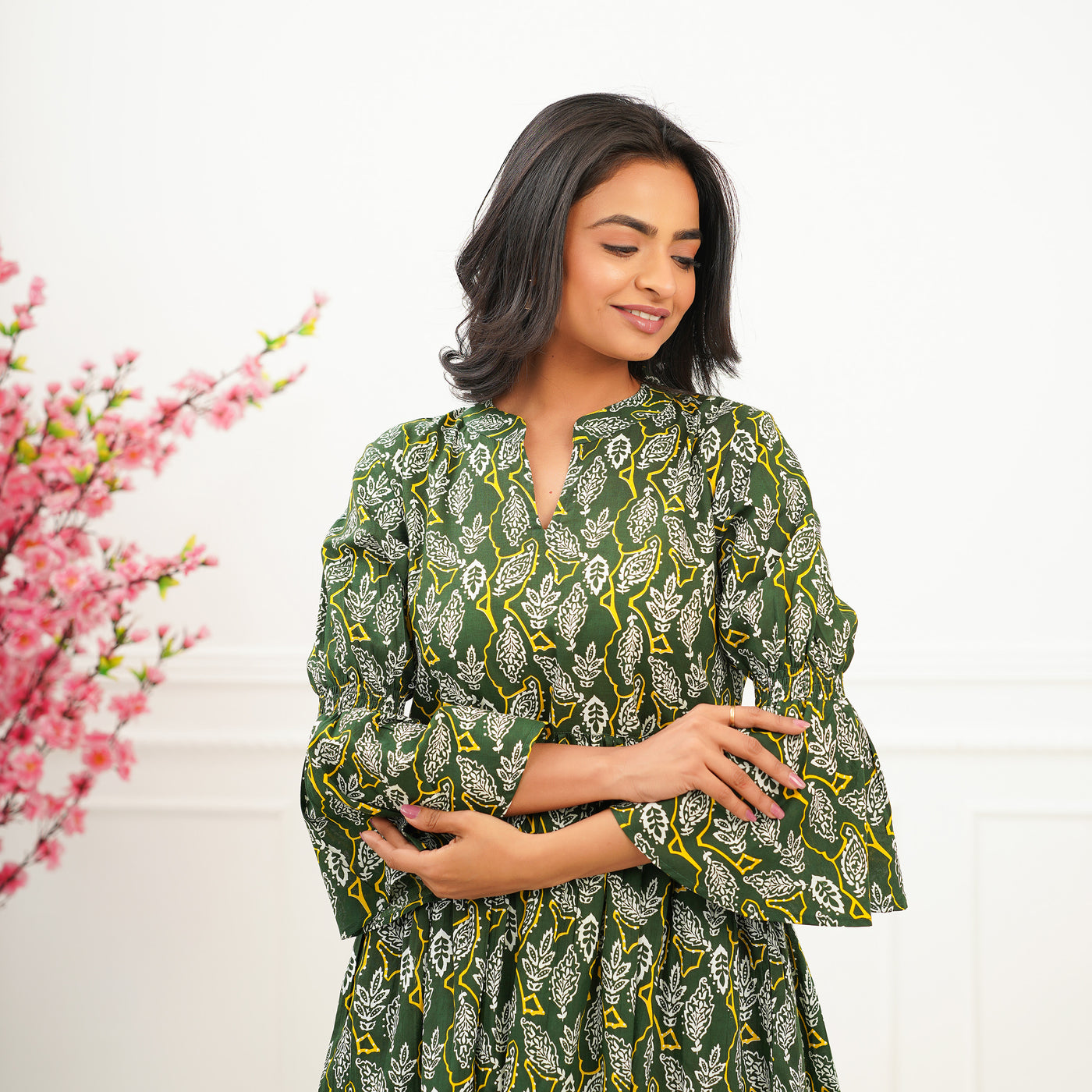 'Green Oasis' Cotton Midi Dress with Pockets