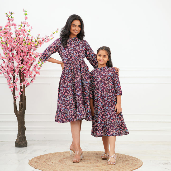 'Purple Ditsy' Tiered Mom and Daughter Cotton Dresses