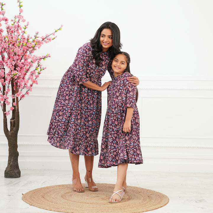 'Purple Ditsy' Tiered Mom and Daughter Cotton Dresses