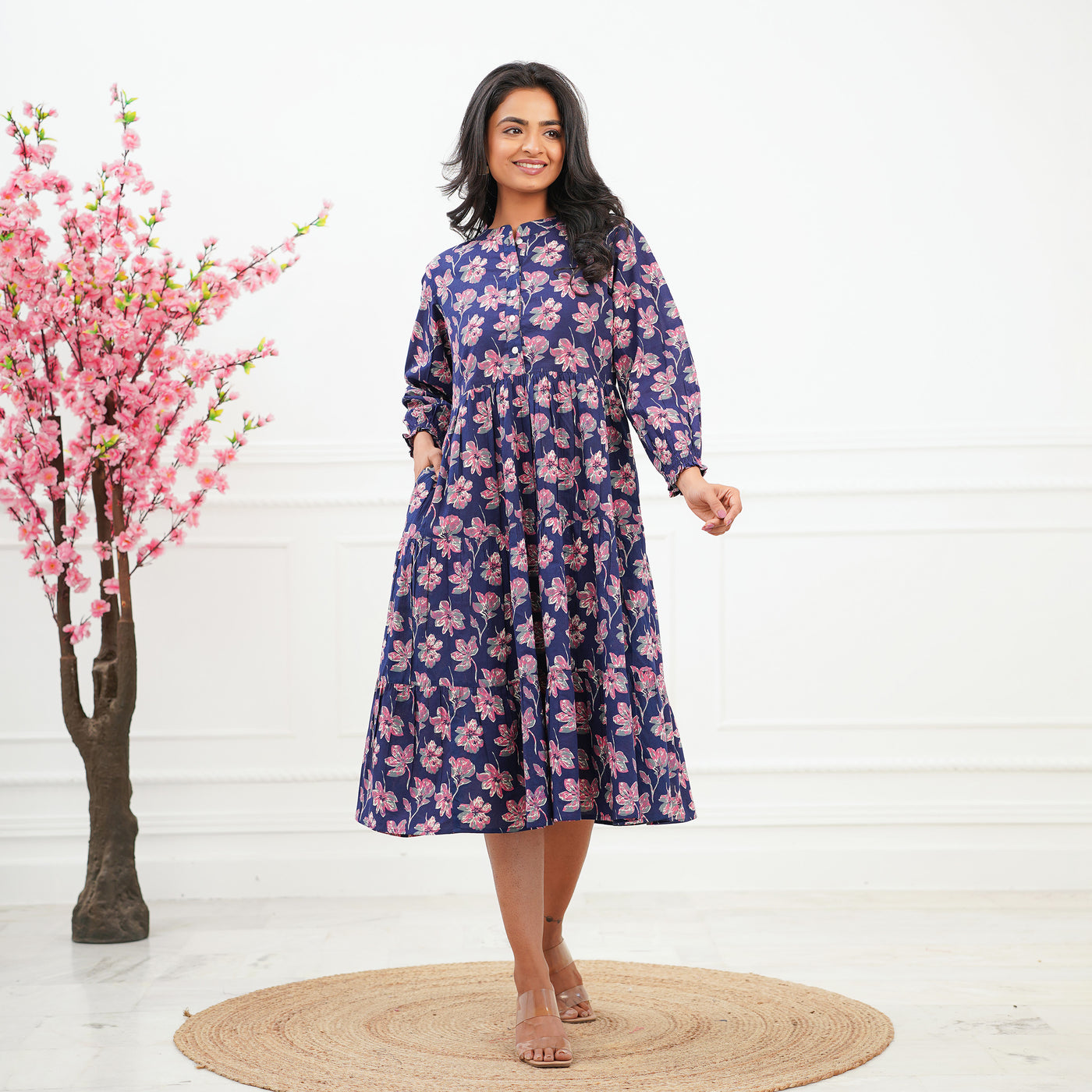 'Saphire Bloom' 3-Tiered Cotton Midi Dress with Pockets