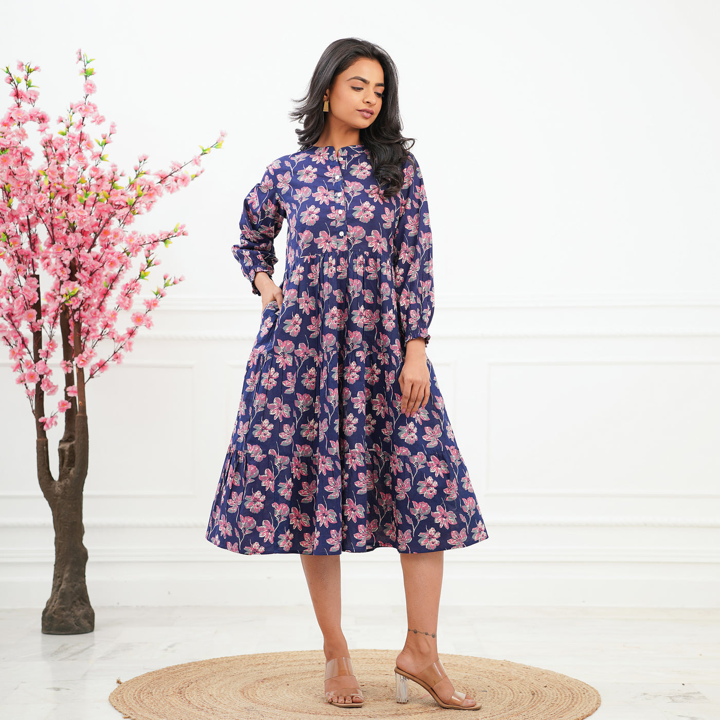 'Saphire Bloom' 3-Tiered Cotton Midi Dress with Pockets