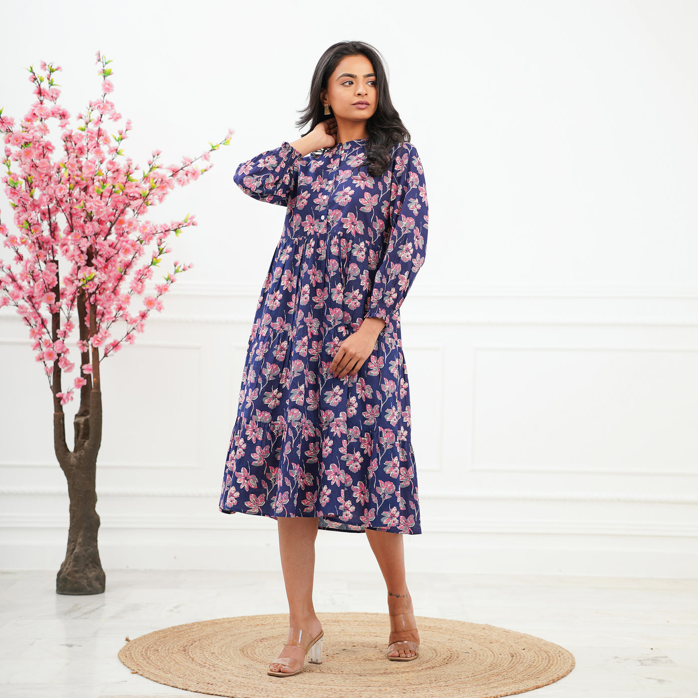 'Saphire Bloom' 3-Tiered Cotton Midi Dress with Pockets