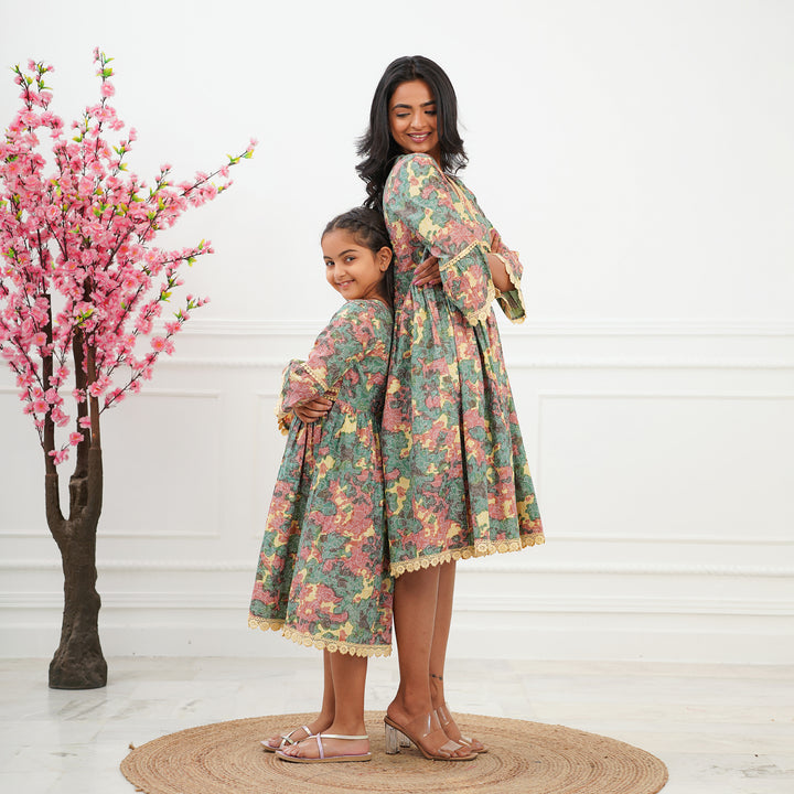 'Green Swirl' Tie-Dyed Mom and Daughter Cotton Dresses