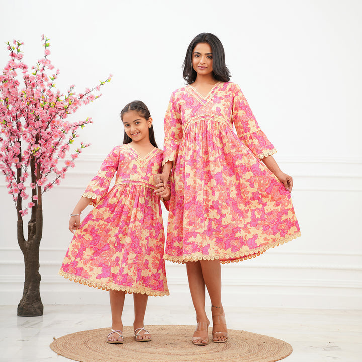 'Pink Swirl' Tie-Dyed Mom and Daughter Cotton Dresses