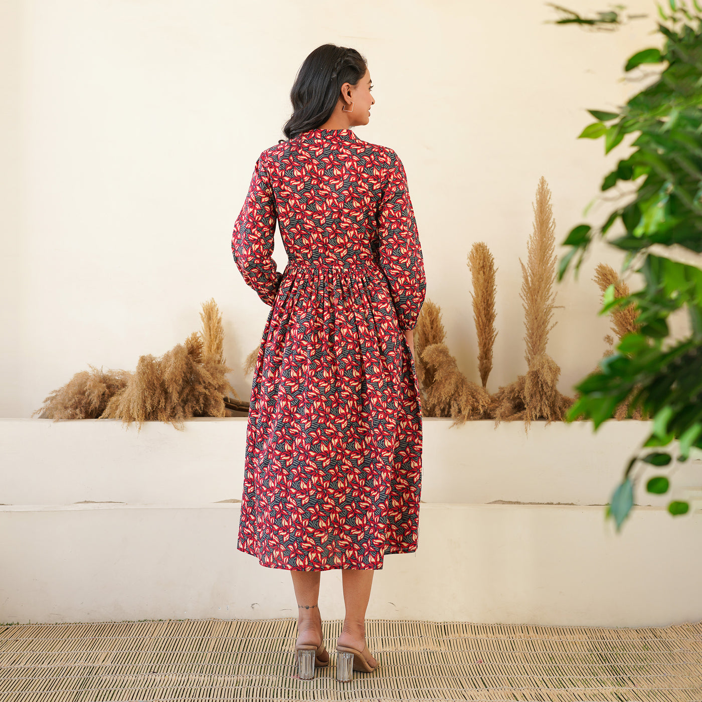 'Black Floral Meadow' Cotton Midi Dress with Pockets