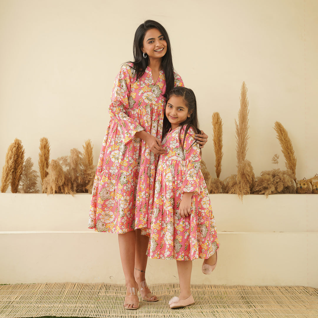 'Peach Paradise' Mom and Daughter Tiered Cotton Dresses