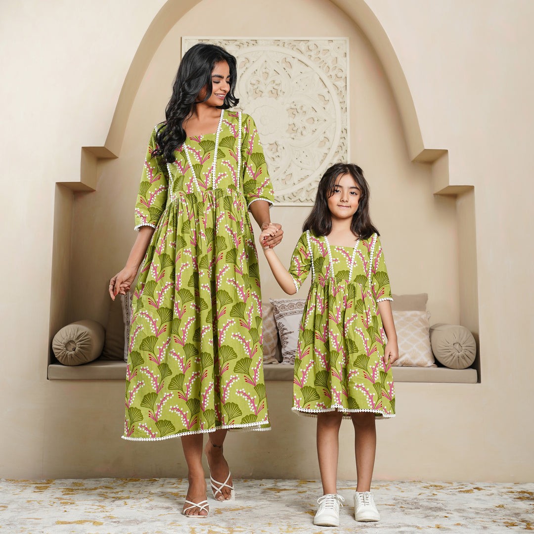 'Vine on Green' Mom and Daughter Cotton Dresses
