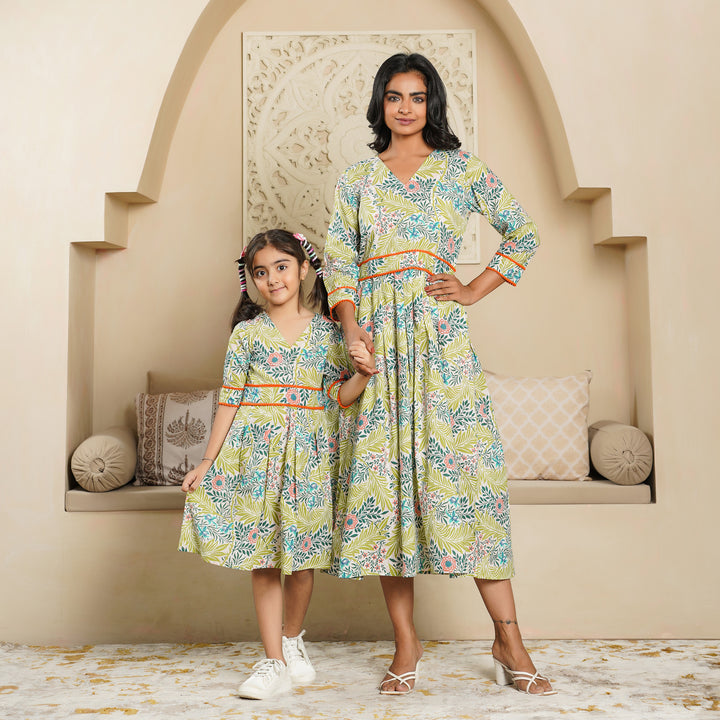 'Tropical Green' Mom and Daughter Cotton Dresses