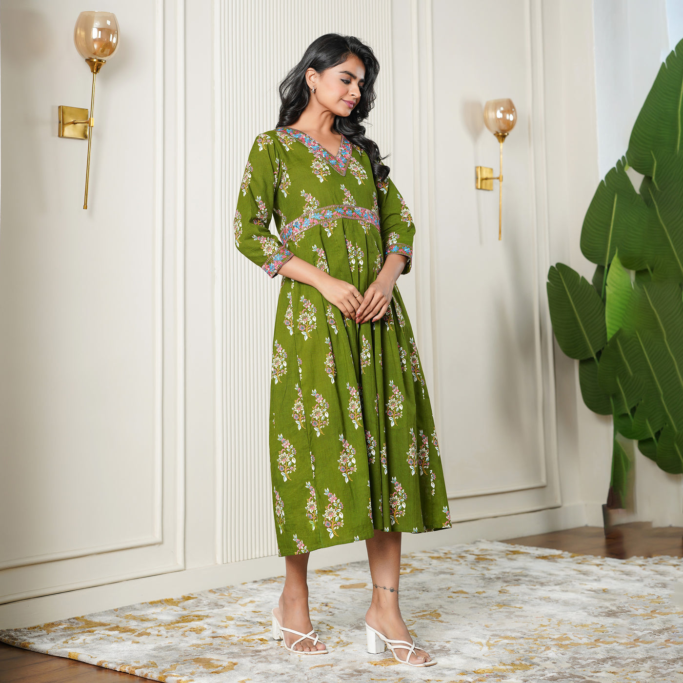 Ethnic Motifs on Green Cotton Midi Dress with Pockets