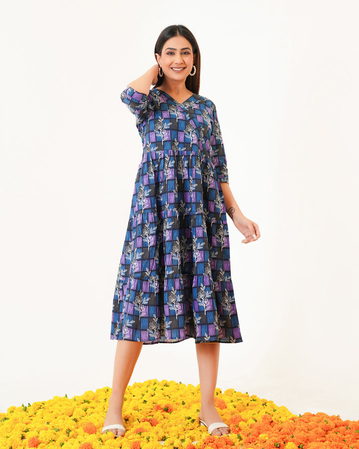 'Blue ColorLane' Tiered Cotton Midi Dress with Pockets