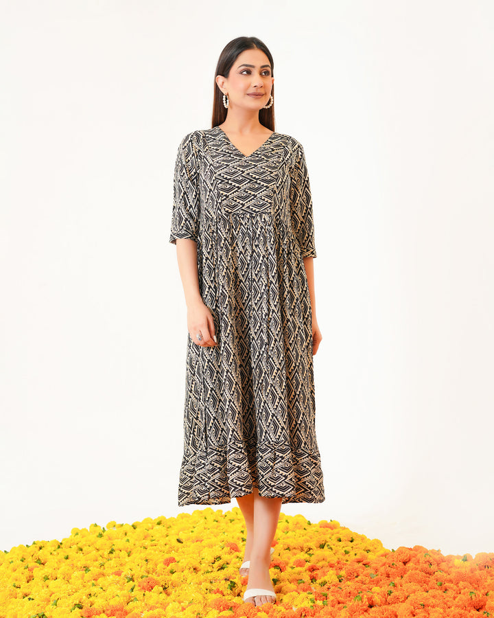 Oak Drape Printed Dress with Pockets