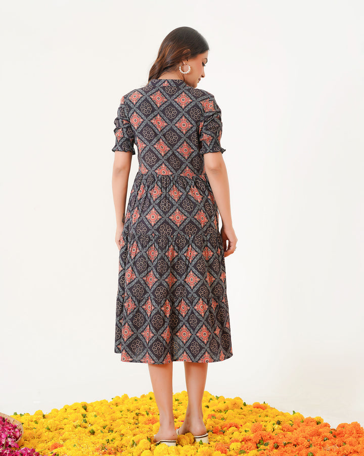 'Ajrakh in Black' Mom and Daughter Tiered Cotton Dresses
