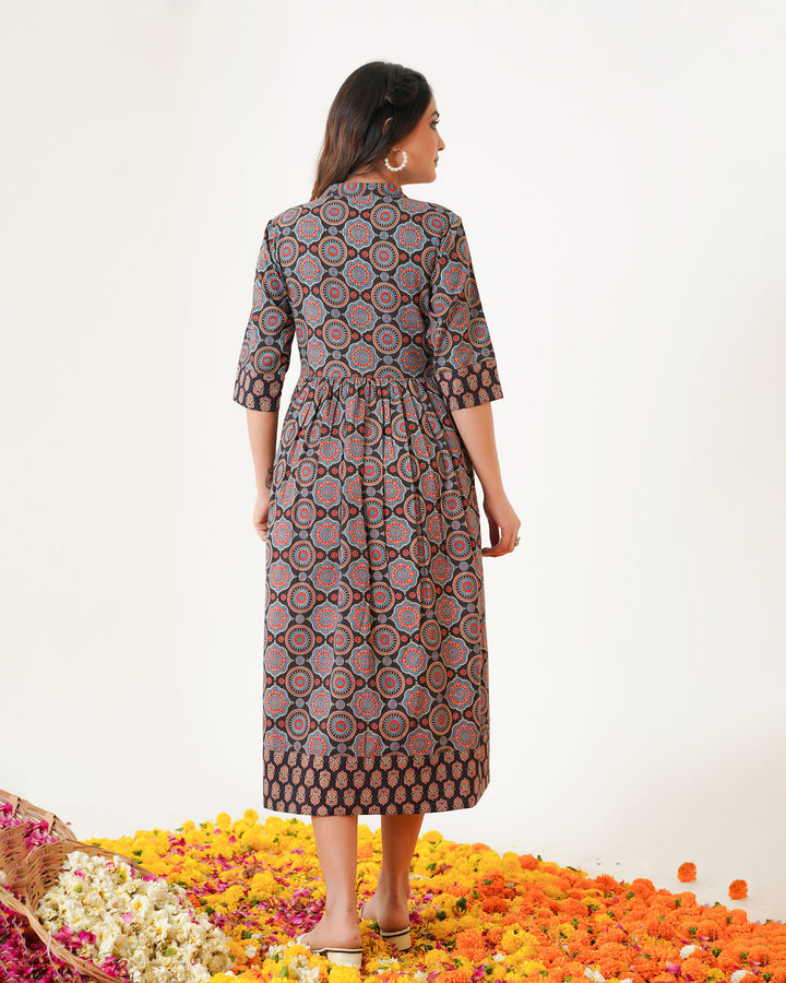 'Bits of Black Ajrakh' Cotton Midi Dress with Pockets