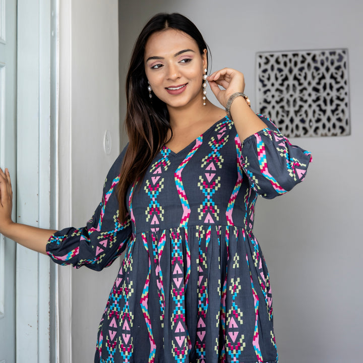 Grey Zigzag Tiered Cotton Dress with Pockets