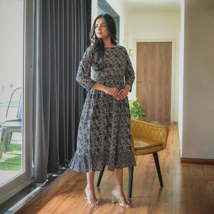 Black and White Abstract Cotton Midi Dress