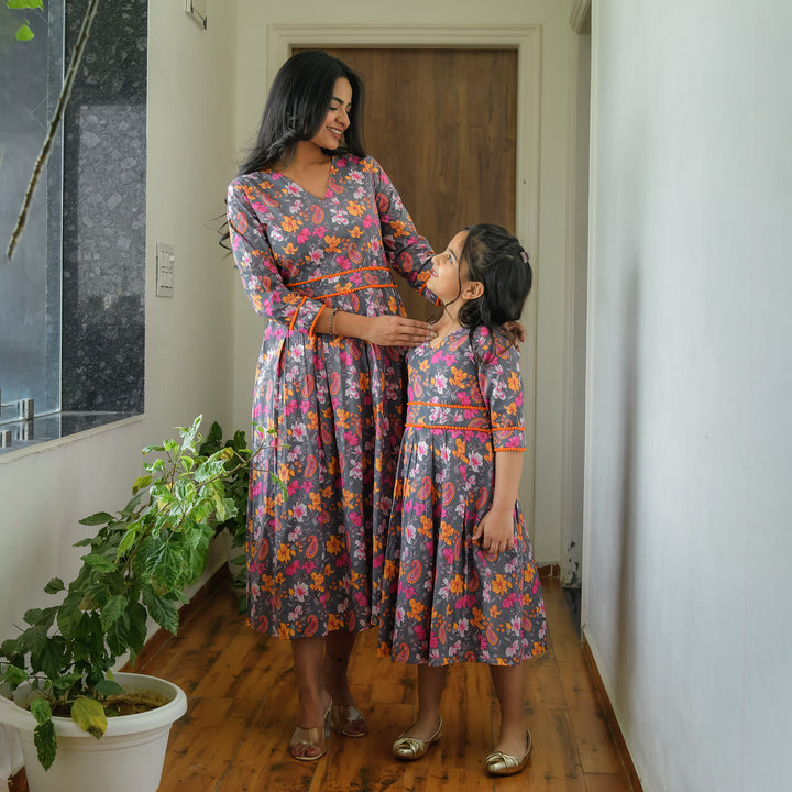 'Charcoal Garden' Mom and Daughter Cotton Dresses