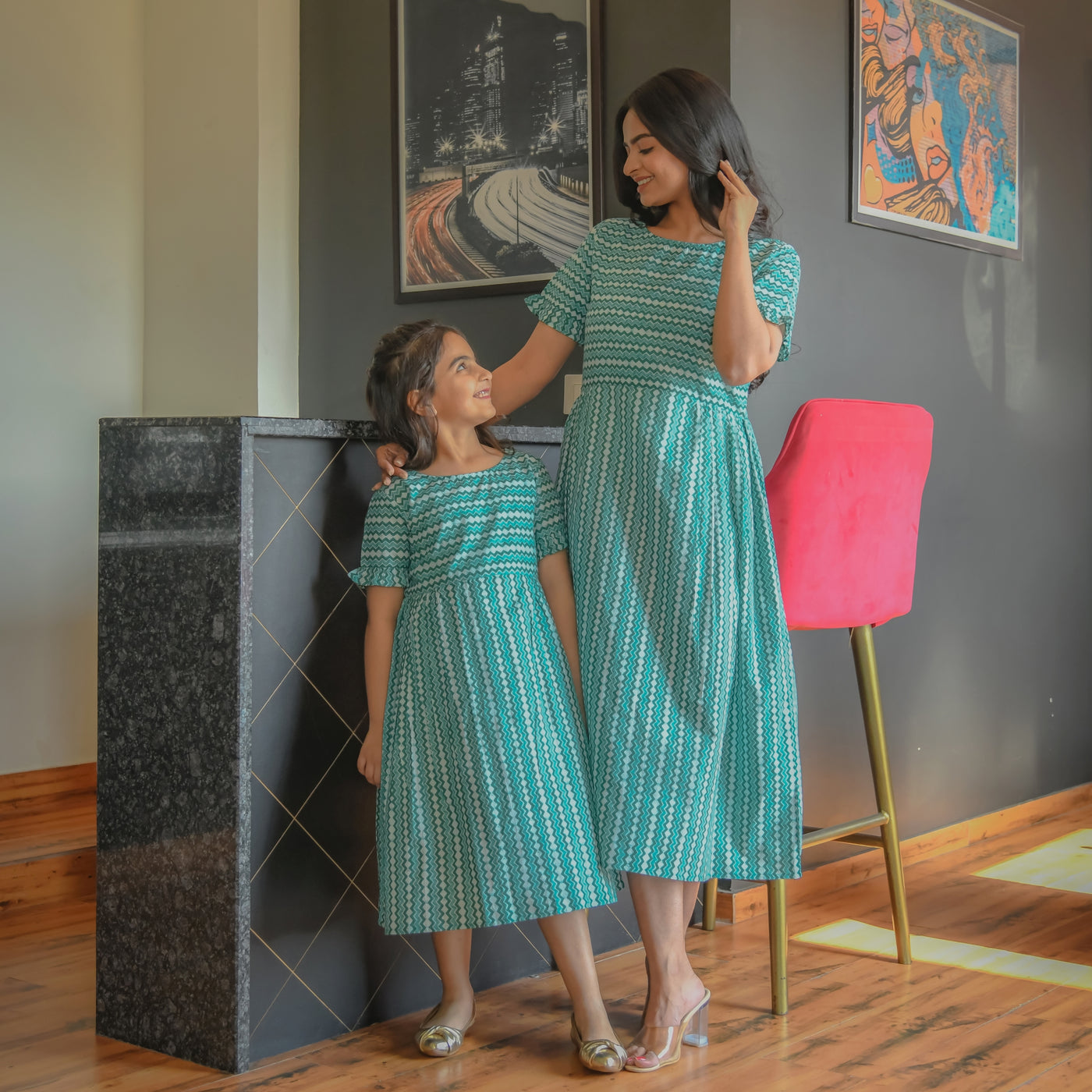 Dabu Green Zigzag Mom and Daughter Dresses