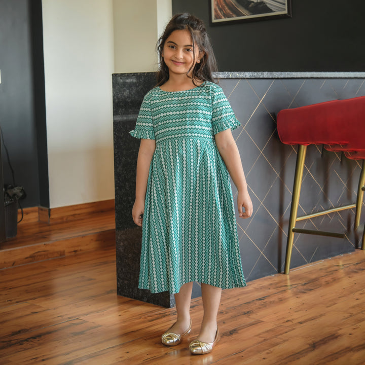 Dabu Green Zigzag Mom and Daughter Dresses