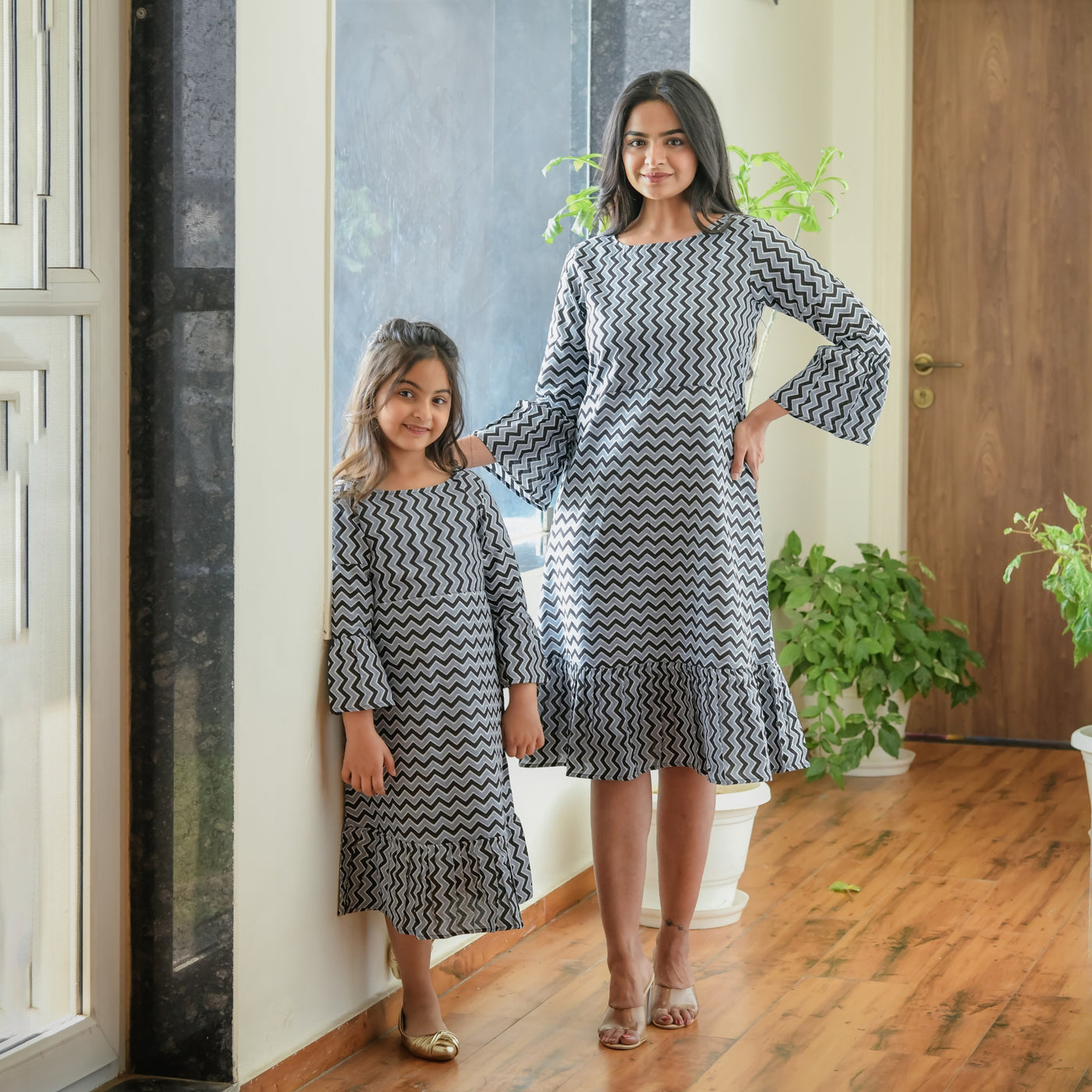 Grey Zigzag A-Line Mom and Daughter Dresses