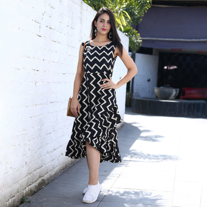 Black Zigzag Frill Dress