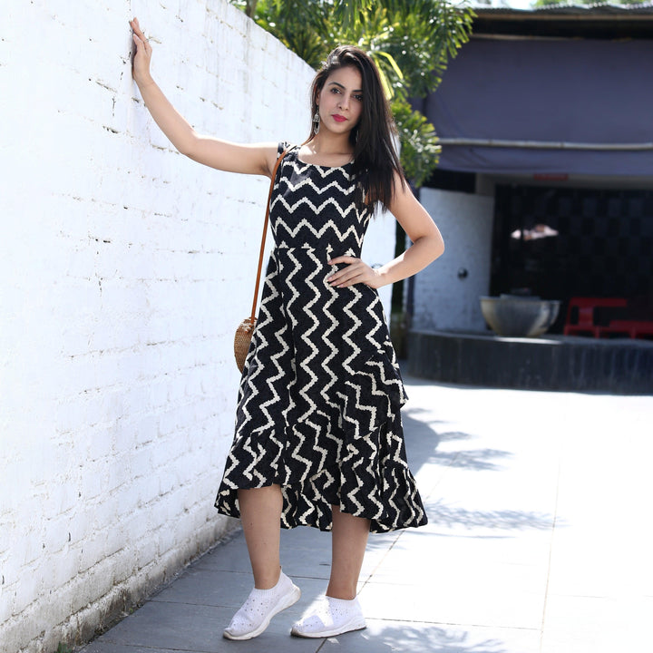 Black Zigzag Frill Dress